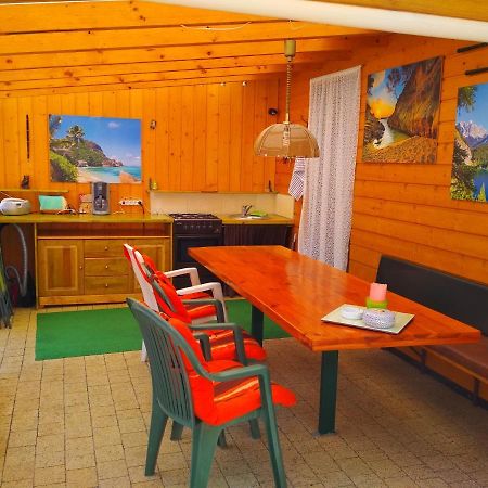 Pepasowka Chatka Puchatka Łukęcin Exterior foto
