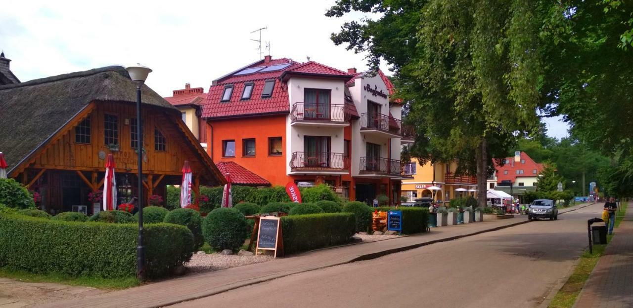 Pepasowka Chatka Puchatka Łukęcin Exterior foto